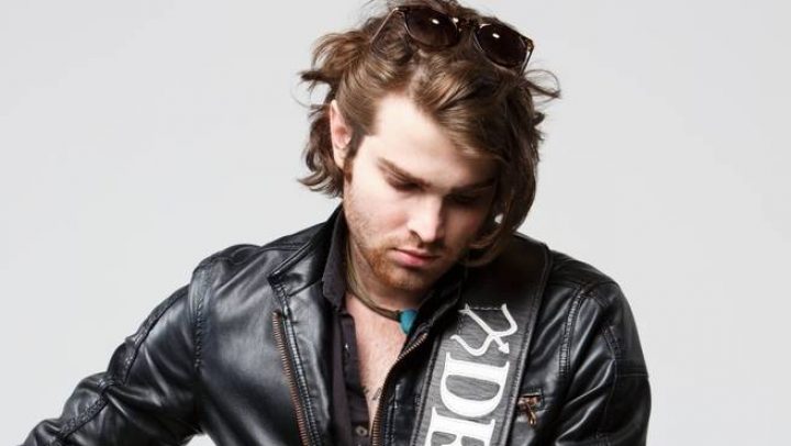 X-Factor Star Dean Ray LIVE & FREE!